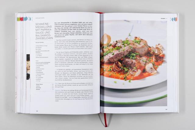 Kochbuch-Design ganzseitiges Foto mit Rezept