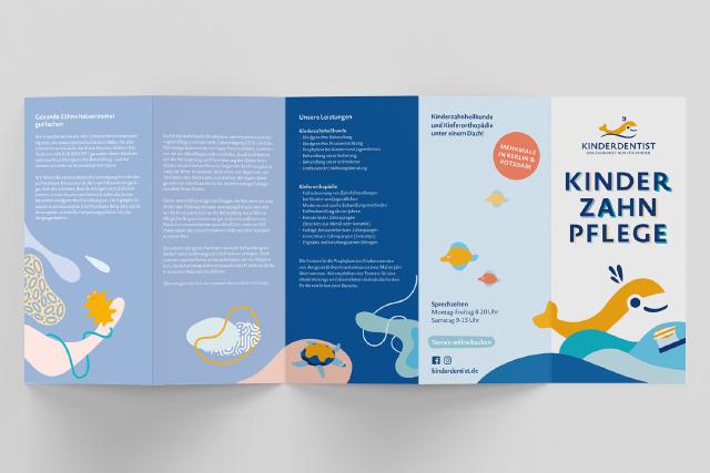 Flyer zur Kinderzahnheilkunde mit Text und Illustrationen 